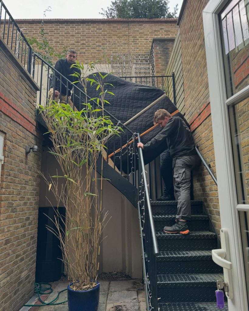 484244052_18398049109098239_91818838341593993_n